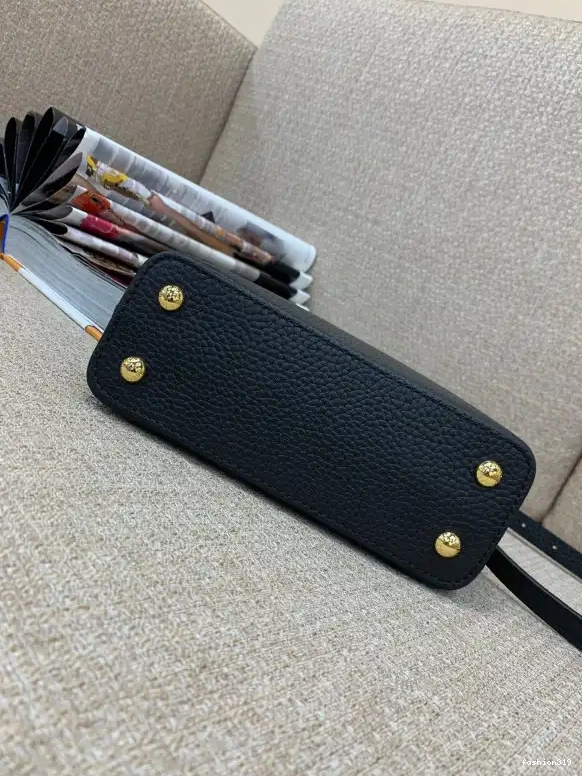 LOUIS CAPUCINES MINI VUITTON 0501